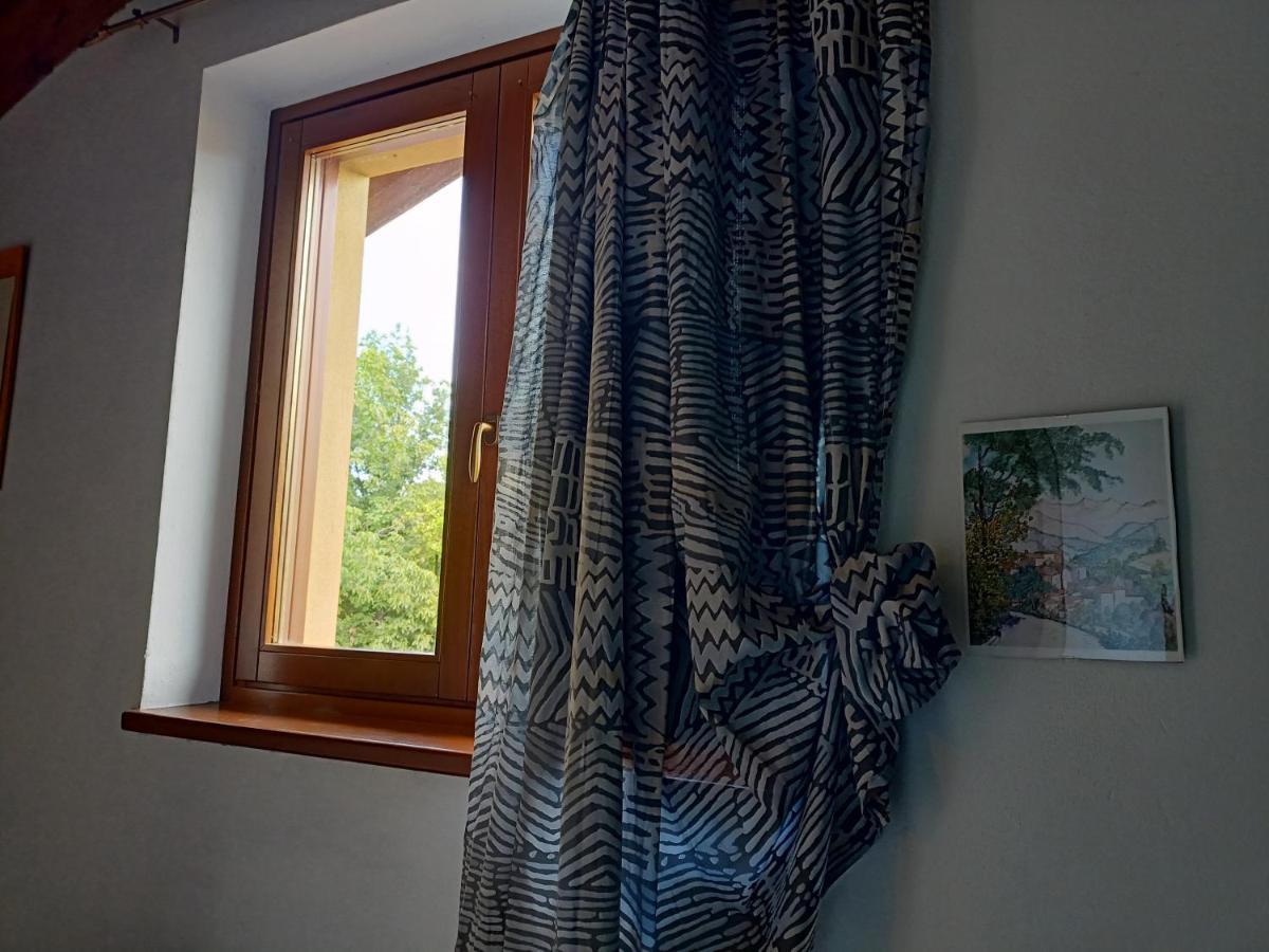 Vite Dipinte 1 Bilocale In Langa Apartment Новело Екстериор снимка